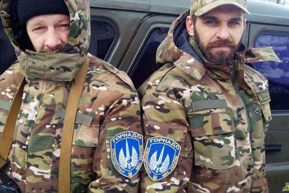А. Геращенко рассказал, когда бойцы «Торнадо» выйдут из базы и сложат оружие А. Геращенко рассказал, когда бойцы «Торнадо» выйдут из базы и сложат оружие