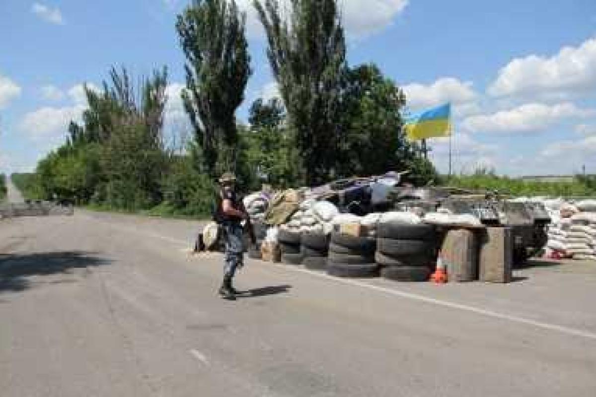 Киев начал фактическую блокаду оккупированного Донбасса Киев начал фактическую блокаду оккупированного Донбасса