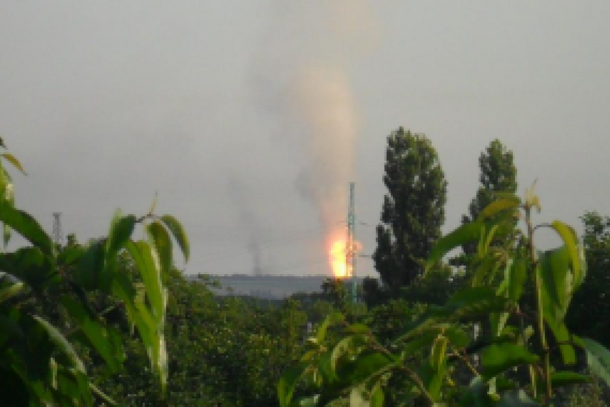 Пожар на газопроводе под Авдеевкой удалось потушить