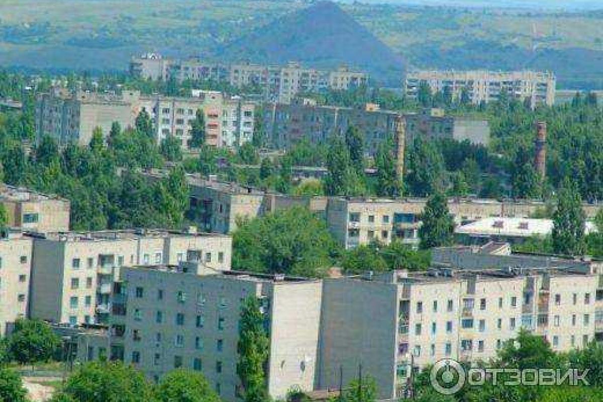 Жители оккупированного Стаханова заняты поиском воды и еды Жители оккупированного Стаханова заняты поиском воды и еды