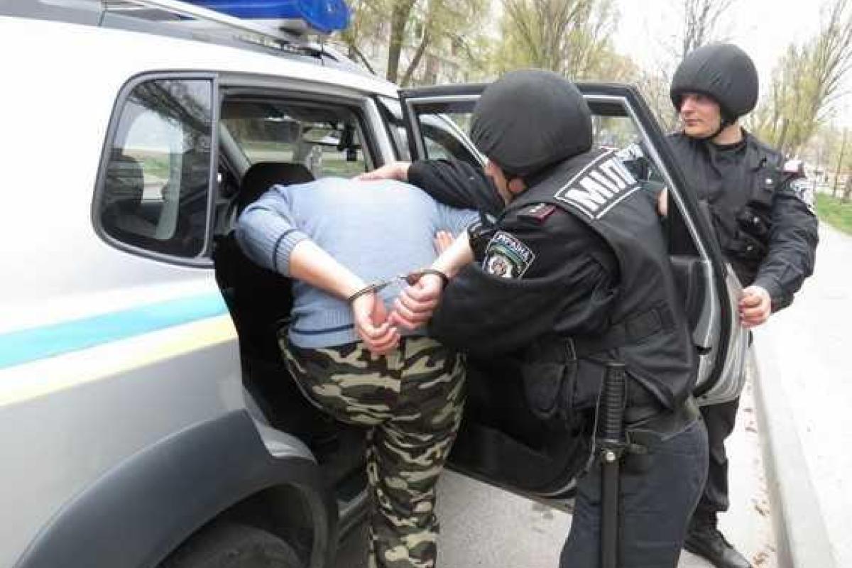 Запорожские милиционеры поймали домушника-"гастролера" на месте преступления 