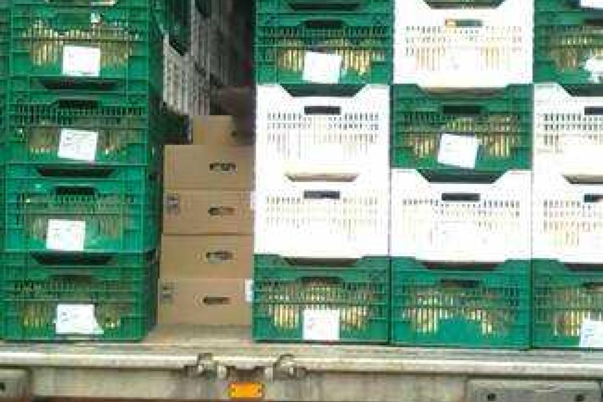 В Донецк и Горловку под видом "гуманитарки" ввозились товары для финансирования "ДНР"