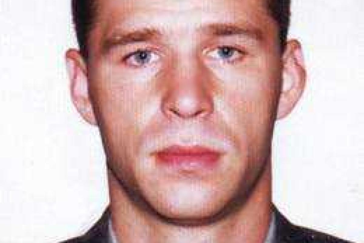 Мариупольская милиция разыскивает мужчину, который подозревается в участии в НВФ