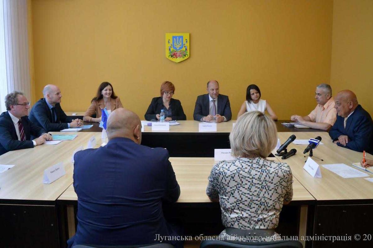 На Луганщине стартует международная программа по предоставлению микрогрантов для улучшения местного самоуправления 