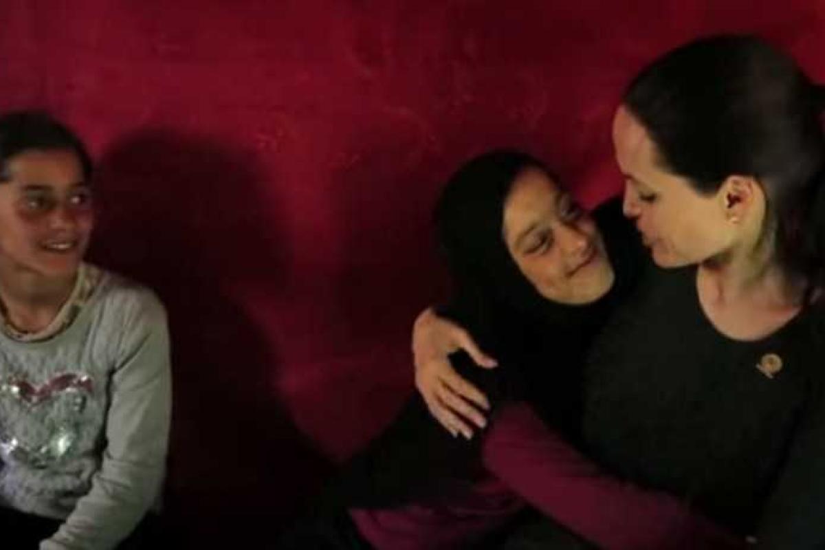 Анджелина Джоли привезла дочь в лагерь сирийских беженцев