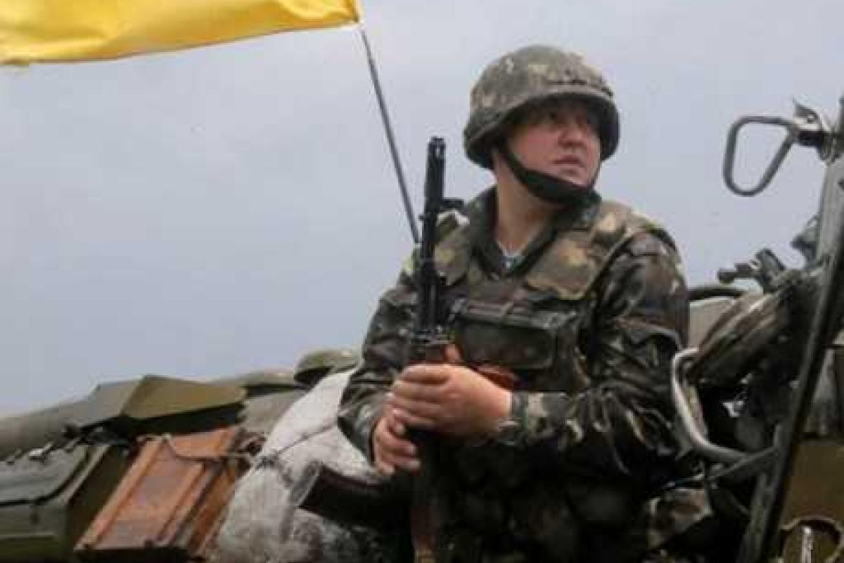 Ночью боевики обстреляли Пески из танка