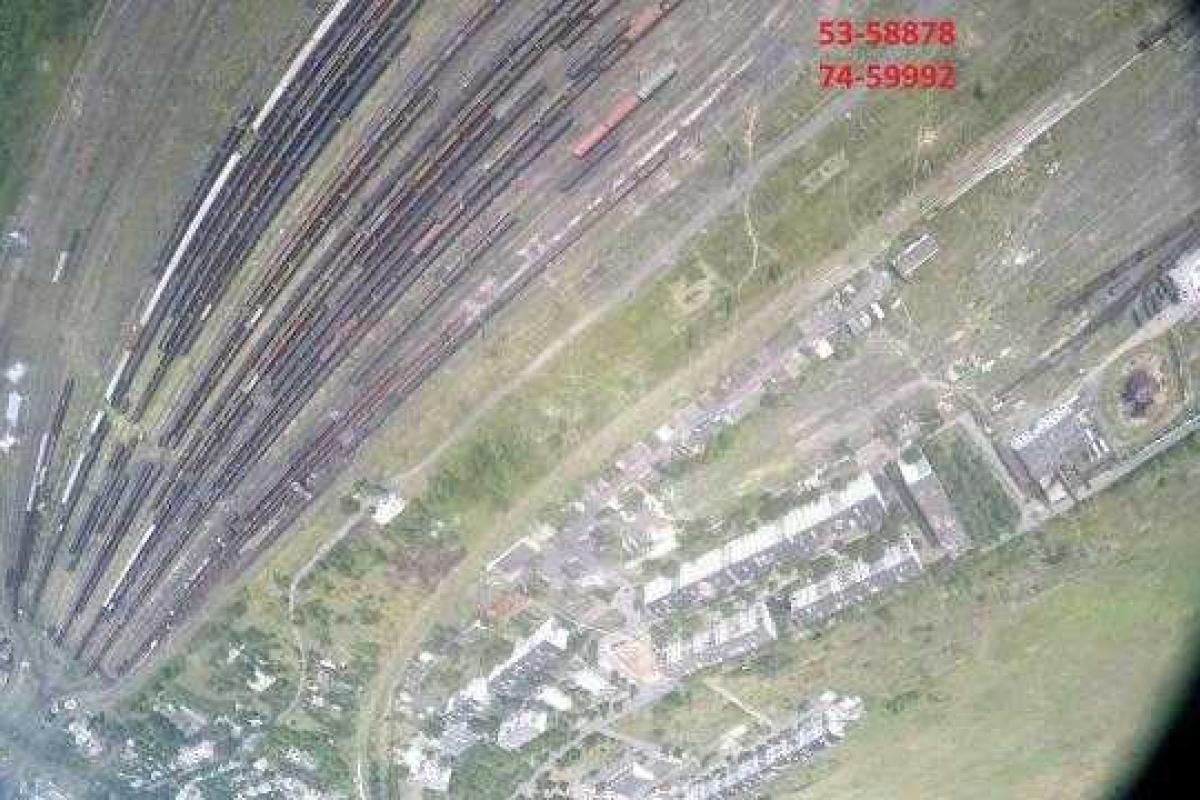 Беспилотник зафиксировал сотни вагонов в Дебальцево