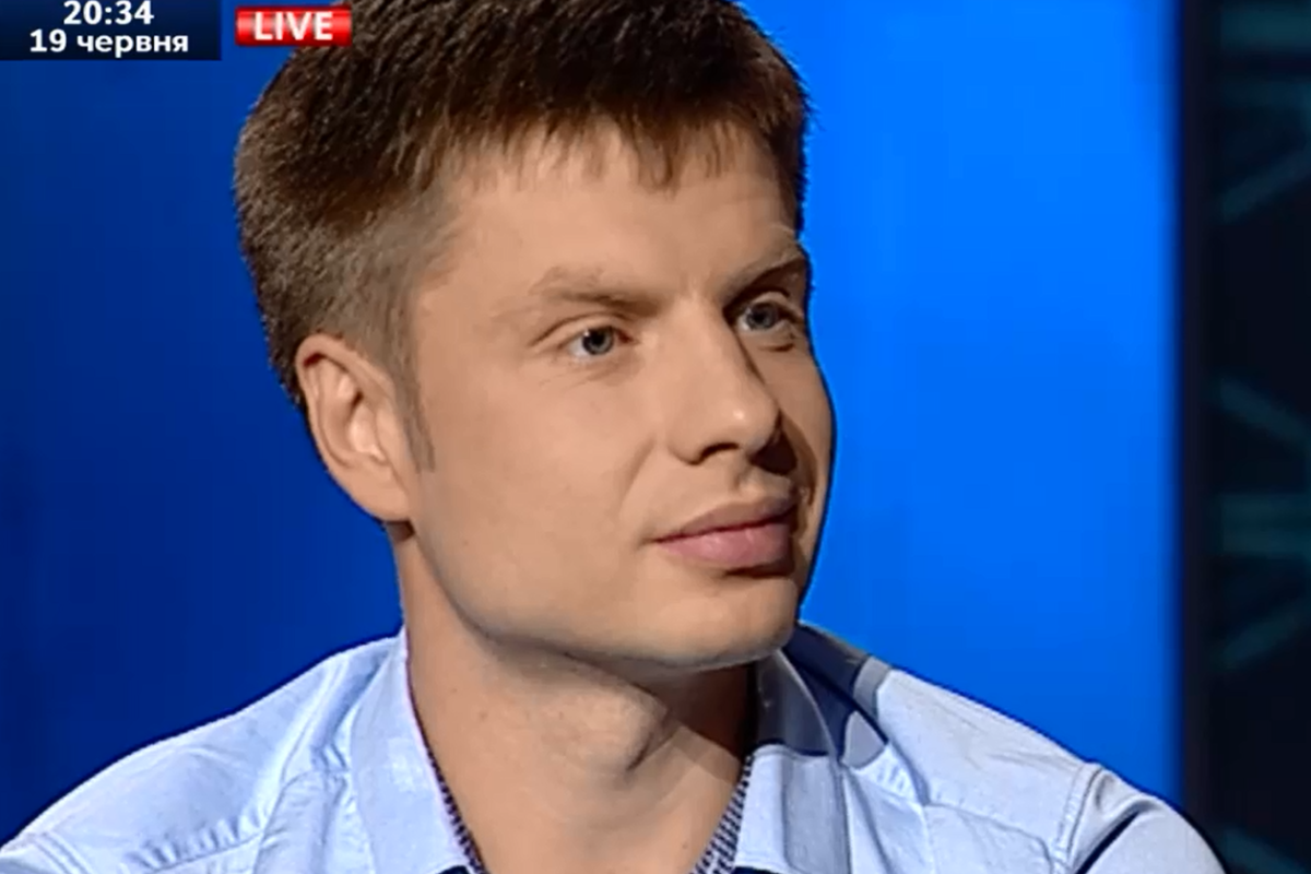 Рада гениальным решением убила двух зайцев – экономику Украины и президента Рада гениальным решением убила двух зайцев – экономику Украины и президента