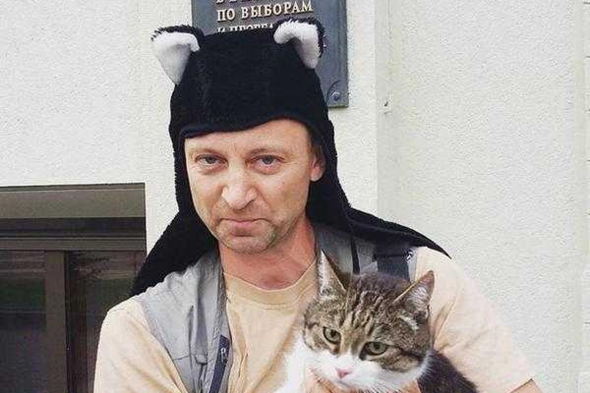 В Беларуси у Лукашенко появился усатый конкурент В Беларуси у Лукашенко появился усатый конкурент