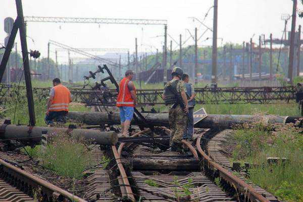 Украина планирует восстановить железную дорогу между Горловкой и Артемовском для вывоза угля с оккупированных территорий
