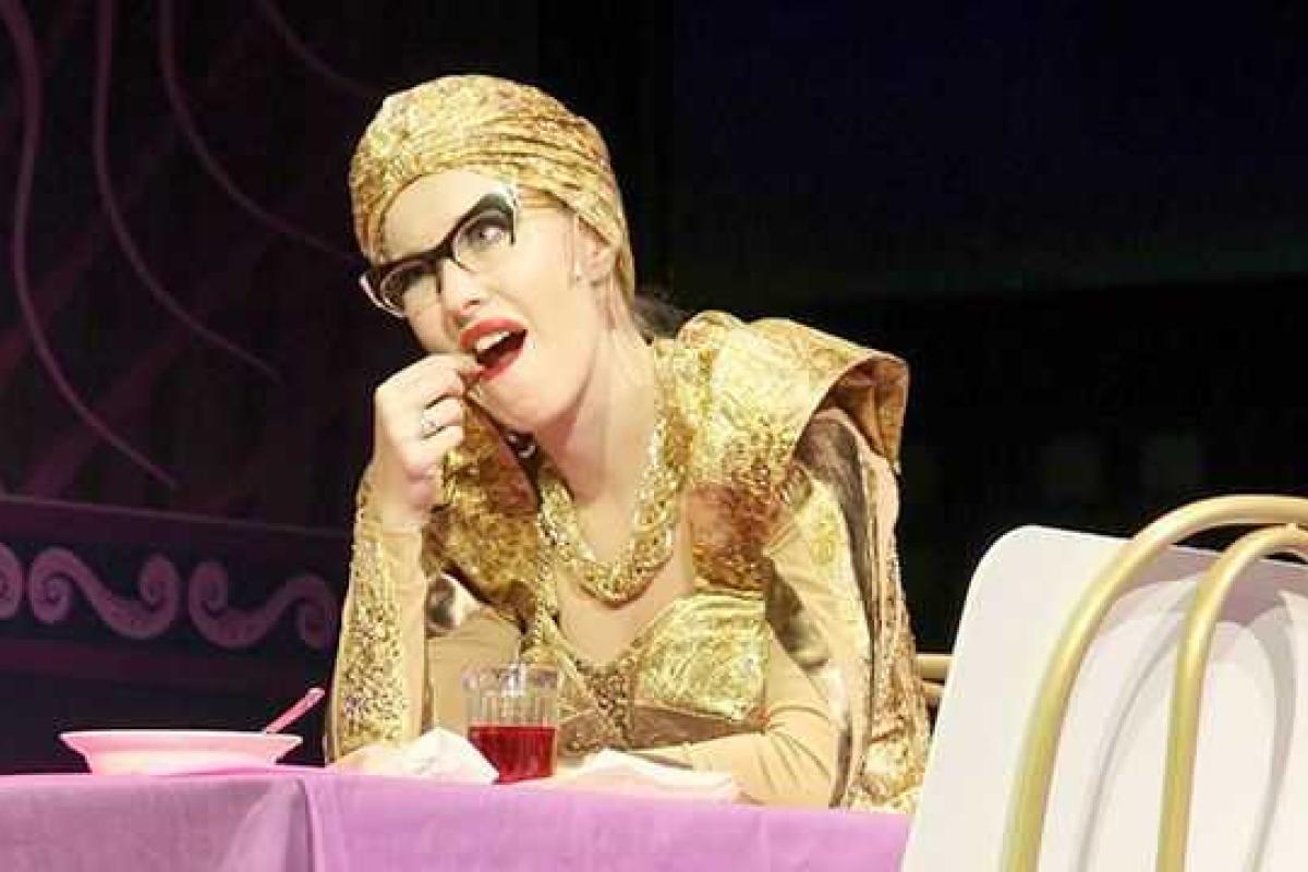 Благодаря Ксении Собчак поклонники узнали, что их кумир гей Благодаря Ксении Собчак поклонники узнали, что их кумир гей