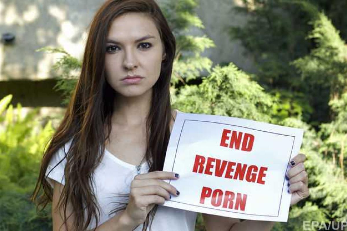 Microsoft будет удалять на своих сервисах "мстительное" порно Microsoft будет удалять на своих сервисах "мстительное" порно