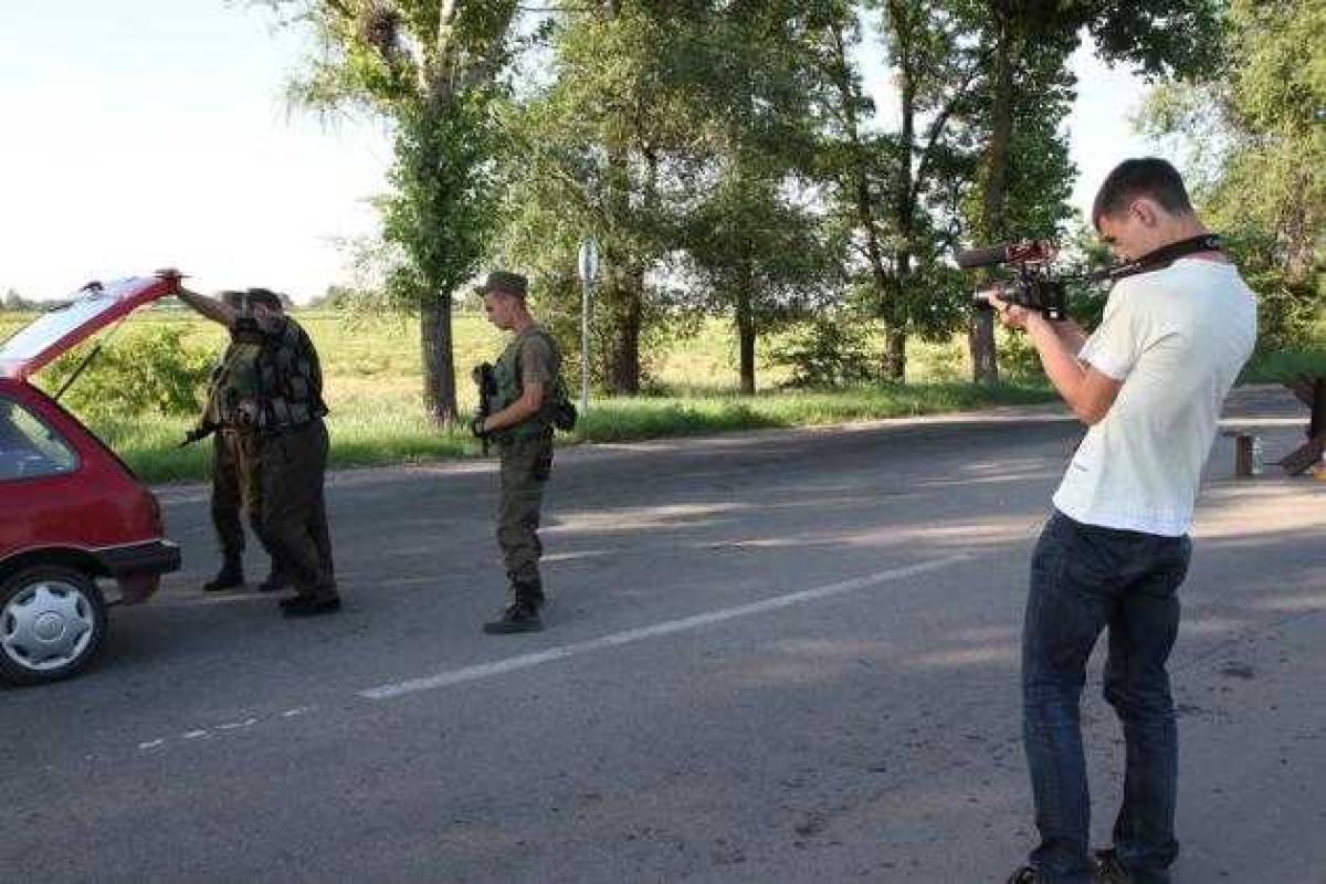 Бойцы Нацгвардии предотвратили теракт в Мариуполе Бойцы Нацгвардии предотвратили теракт в Мариуполе