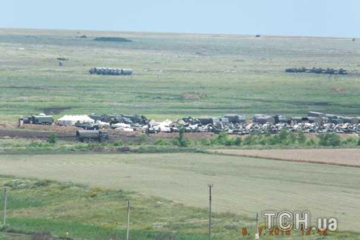 В сети появились уникальные кадры "перевалочной базы" российских контрактников вблизи Ростова