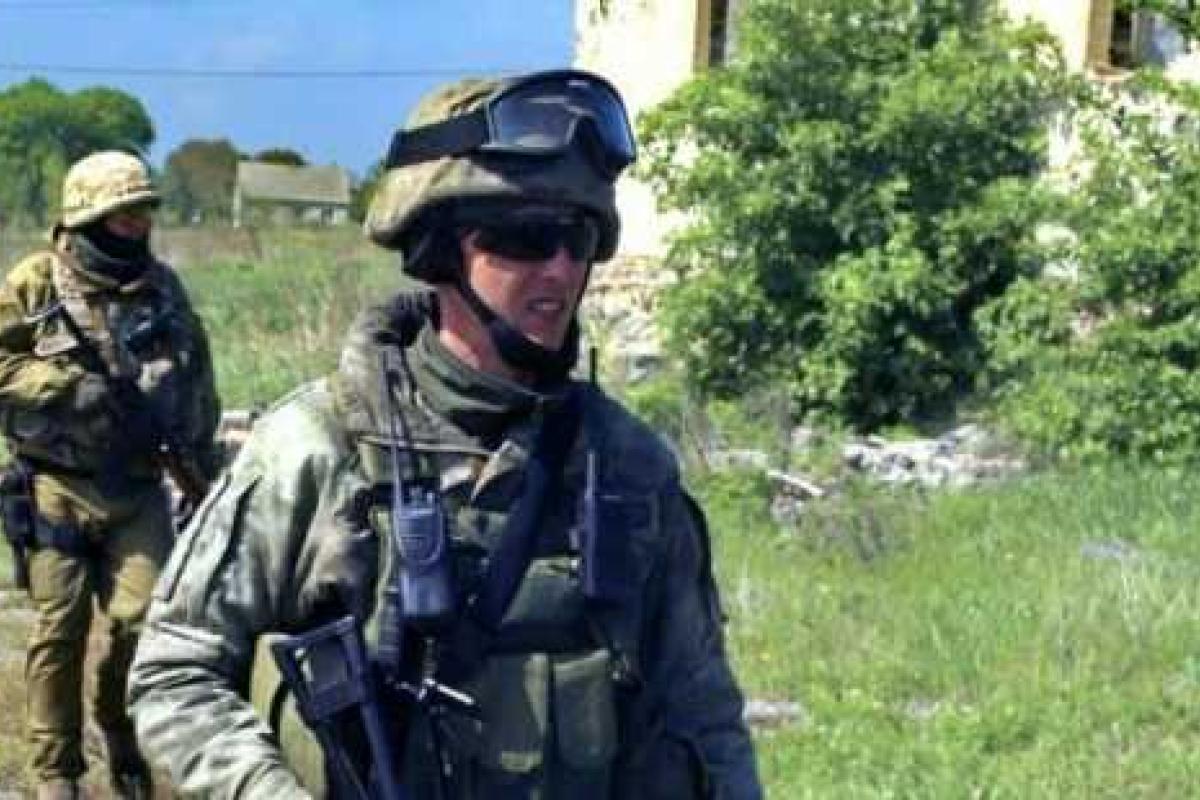 В н.п. Орехово на растяжке подорвался военный, его состояние тяжелое