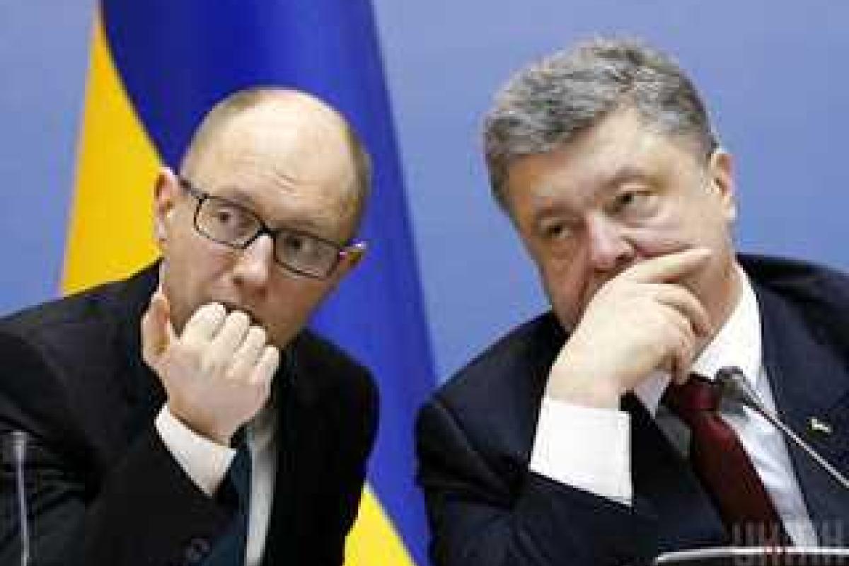 Порошенко и Яценюк во вторник покинули Киев. Испугались Яроша? Порошенко и Яценюк во вторник покинули Киев. Испугались Яроша?