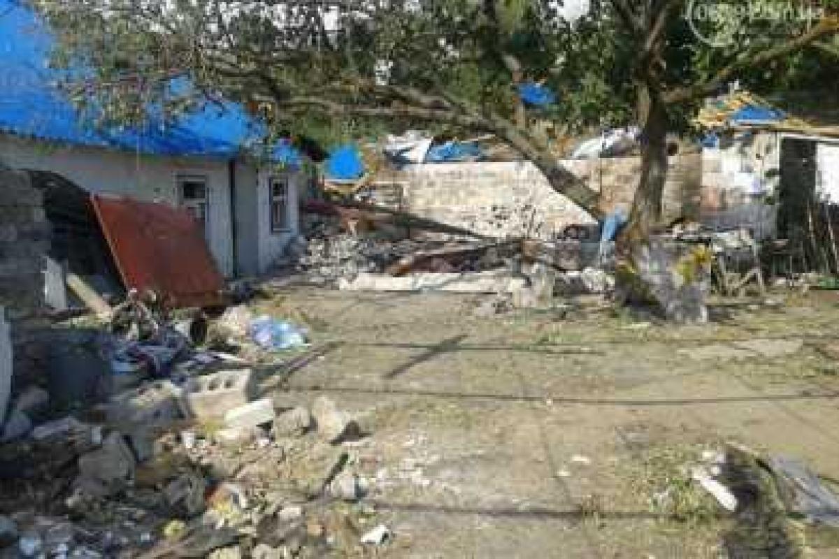 В расстрелянном селе под Мариуполем 26 человек живут без света и воды 