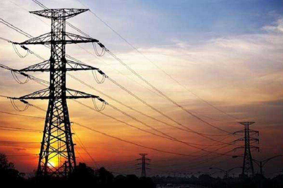 Россия согласилась покупать электричество для Крыма дороже Россия согласилась покупать электричество для Крыма дороже