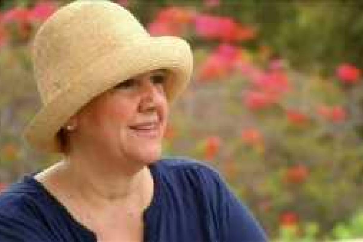 Женщина, потерявшая память, пытается восстановить свою личность через социальные сети