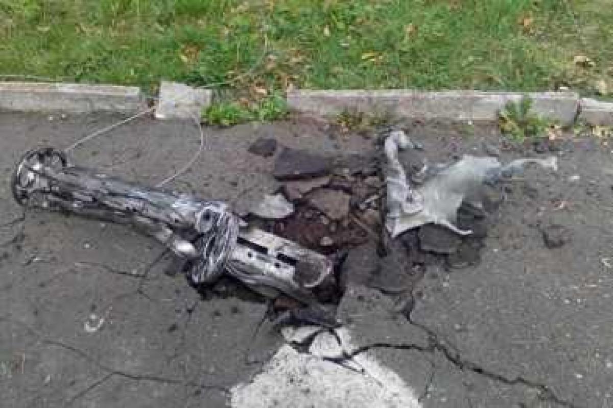 На главной улице Донецка разорвался снаряд На главной улице Донецка разорвался снаряд