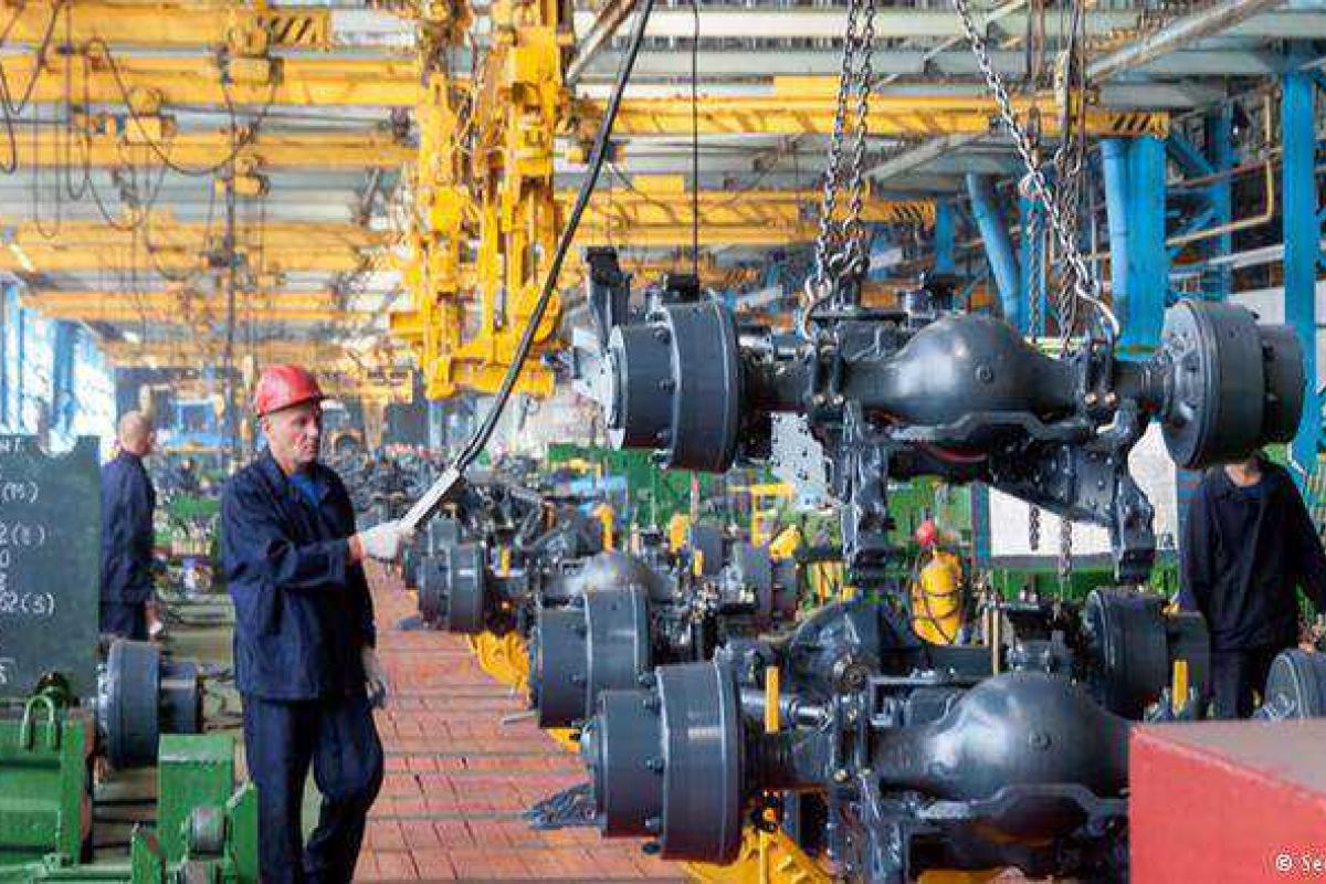 В Россию уменьшили поставки тракторов с ОАО «Харьковский тракторный завод»