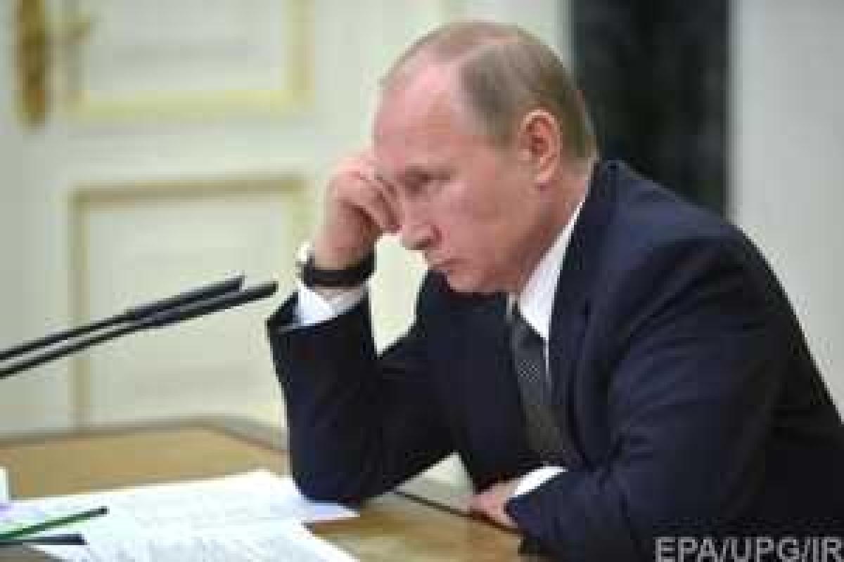 Путин обиделся, что Украина не согласовала новую Конституцию с "ДНР" и "ЛНР" Путин обиделся, что Украина не согласовала новую Конституцию с "ДНР" и "ЛНР"