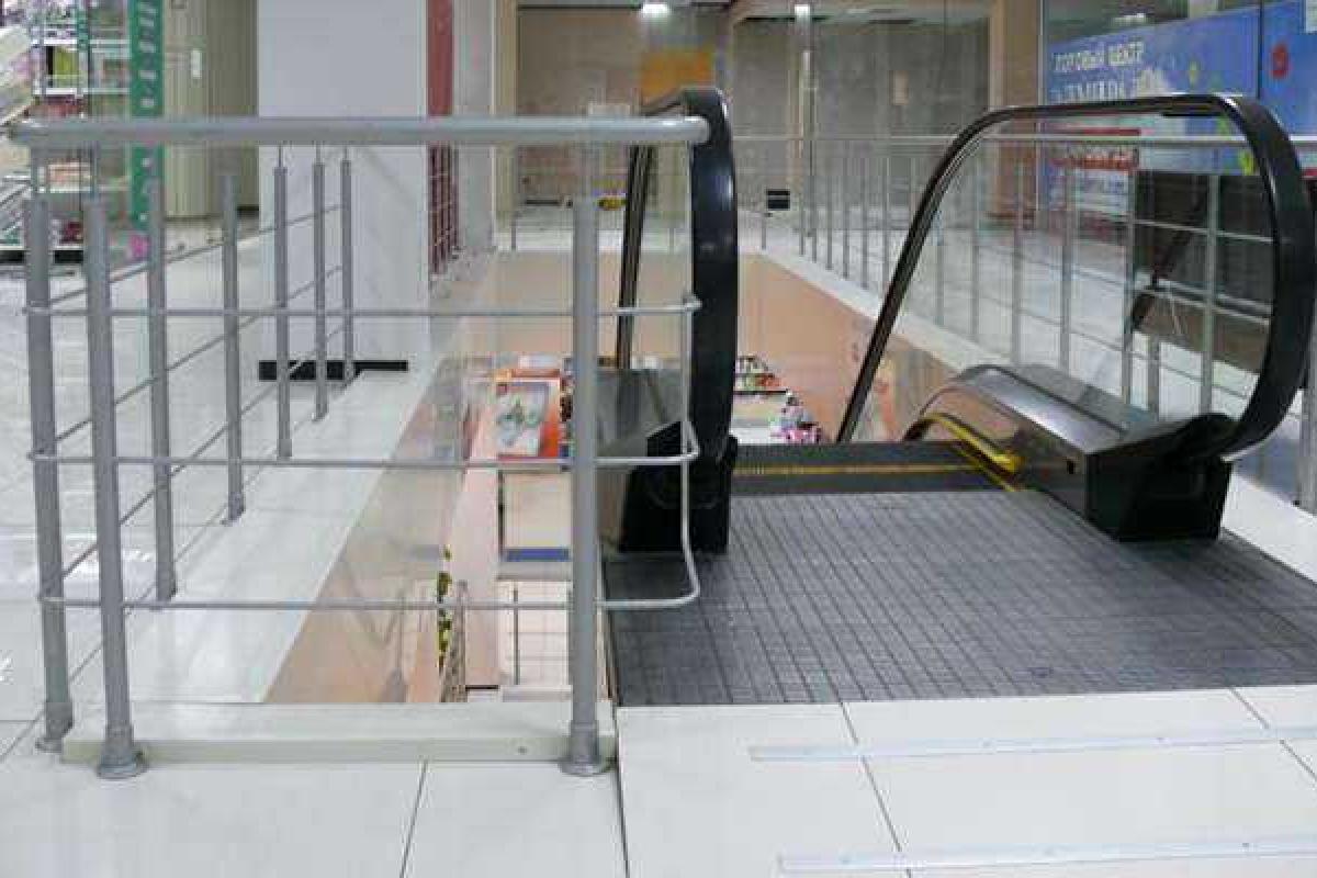 В одном из торговых центров Китая эскалатор убил женщину