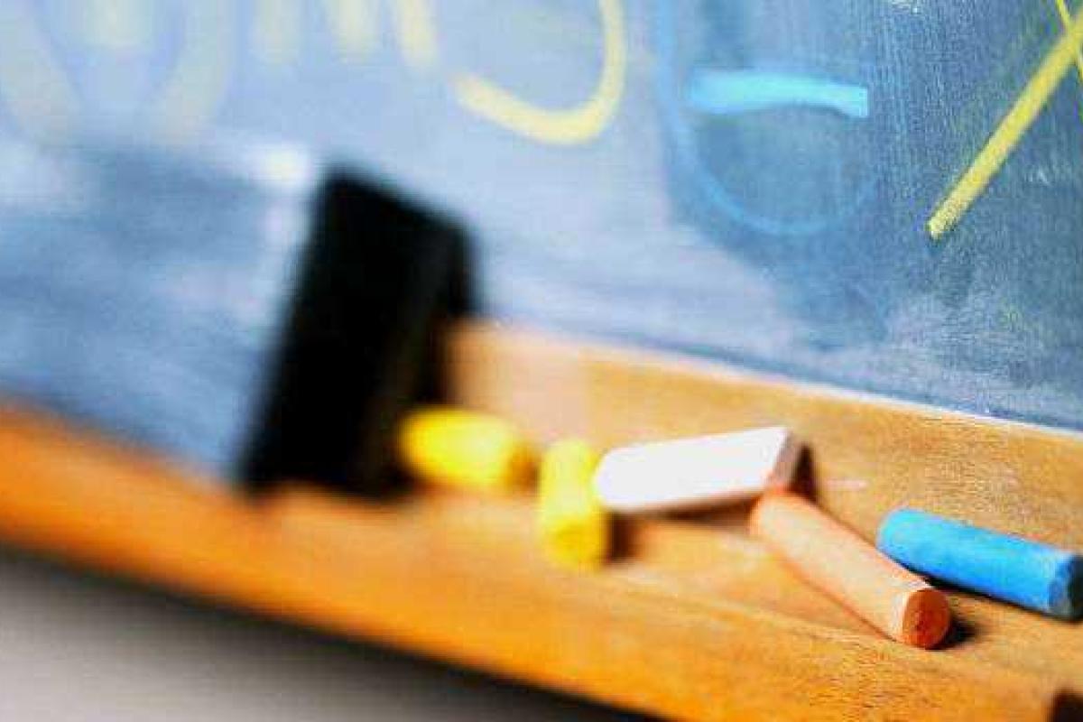 Помощник президента России хочет сделать учебный год с 15 сентября Помощник президента России хочет сделать учебный год с 15 сентября