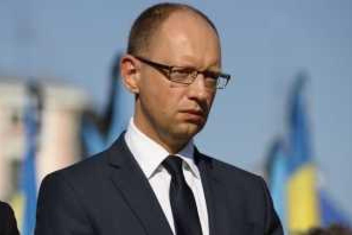 Яценюк заявил, что Украина контролирует 93% своей территории