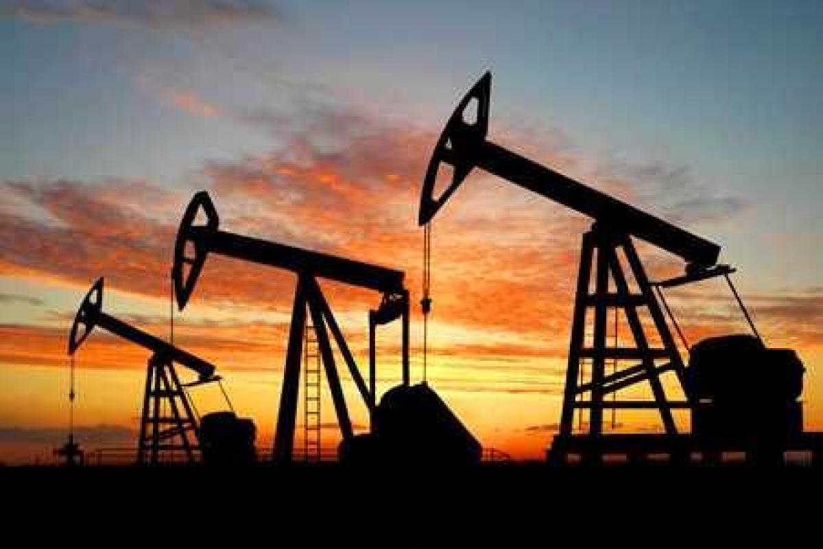 Из-за выхода Ирана на рынок нефть может подешеветь до 35 долларов Из-за выхода Ирана на рынок нефть может подешеветь до 35 долларов