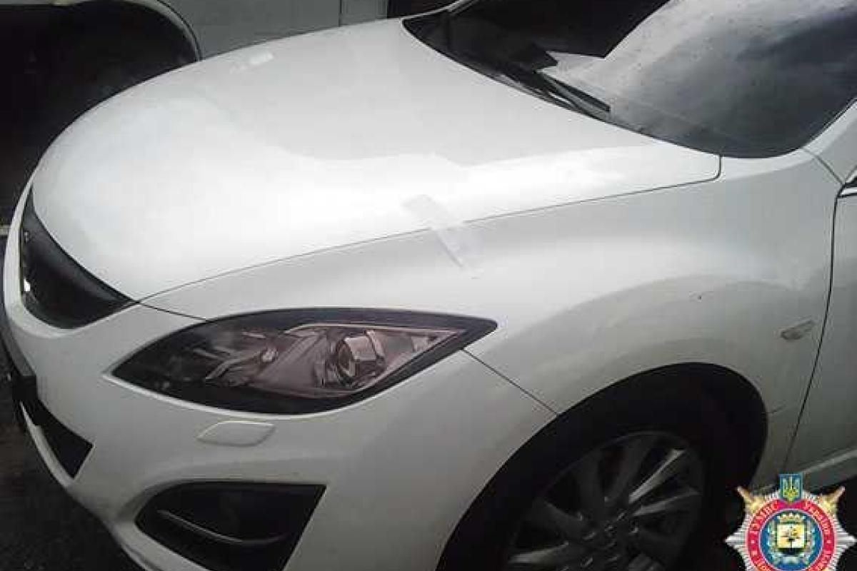 В Славянске обнаружили авто, которое разыскивали киевские правоохранители В Славянске обнаружили авто, которое разыскивали киевские правоохранители