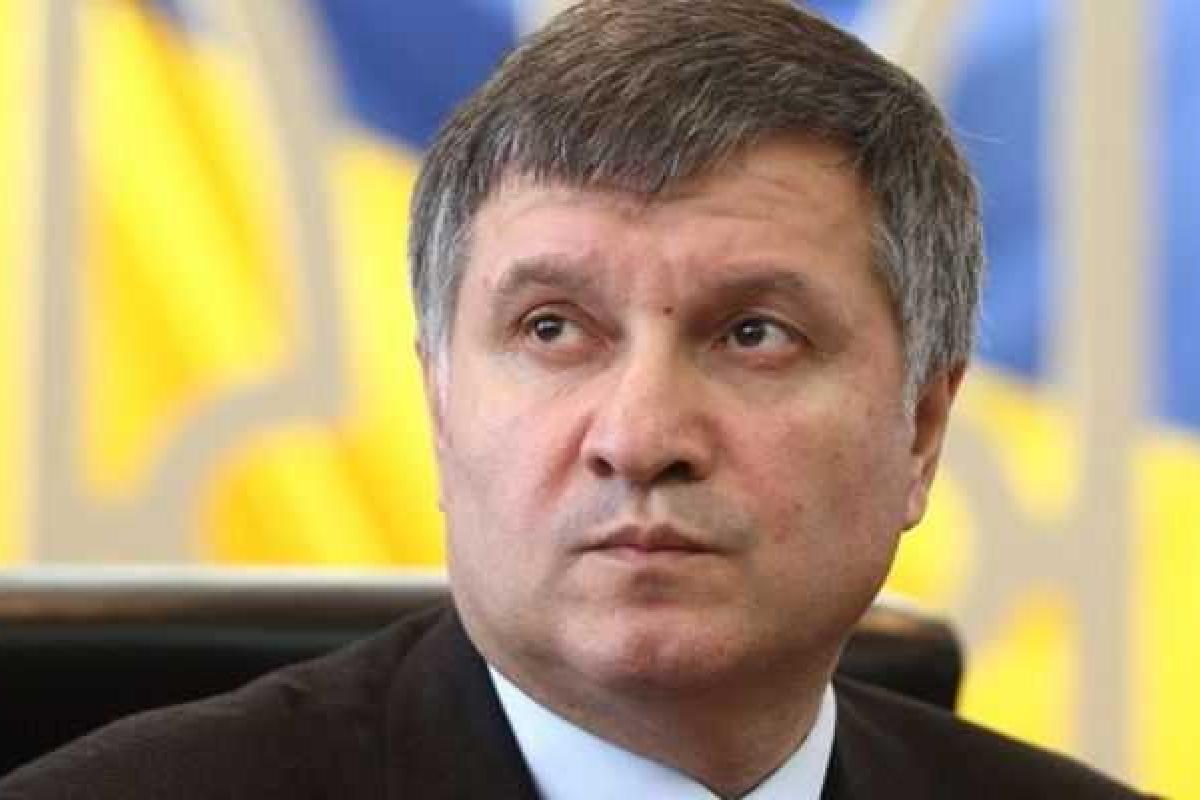 Саботаж в реализации новой схемы работы патрульной полиции в Киеве будет жестко караться - Аваков Саботаж в реализации новой схемы работы патрульной полиции в Киеве будет жестко караться - Аваков