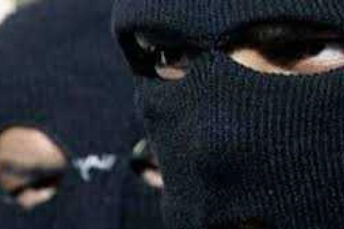 Неизвестные в масках похитили мужчину в Красном Луче Неизвестные в масках похитили мужчину в Красном Луче