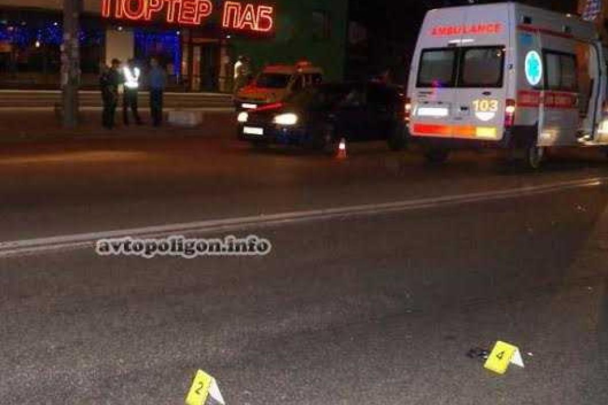 В Киеве в ДТП погиб пешеход. Водители с места происшествия скрылись 