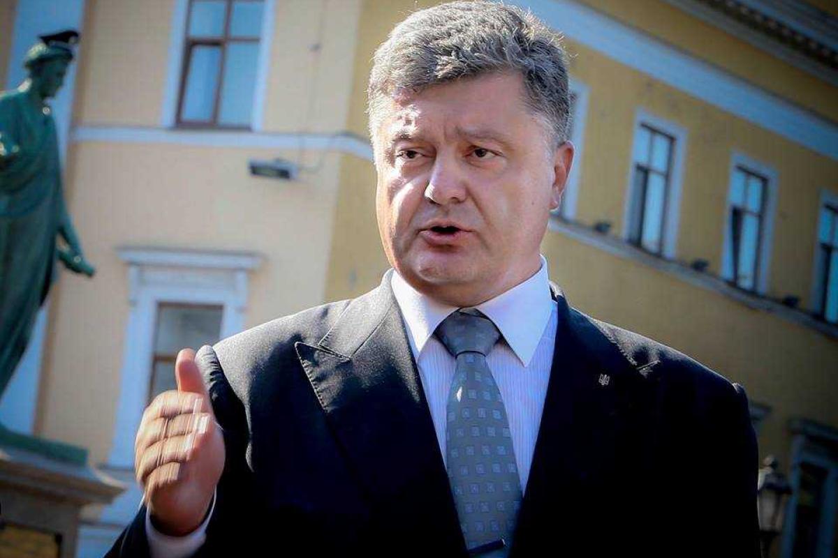 Порошенко прокомментировал приговор Олегу Сенцову Порошенко прокомментировал приговор Олегу Сенцову