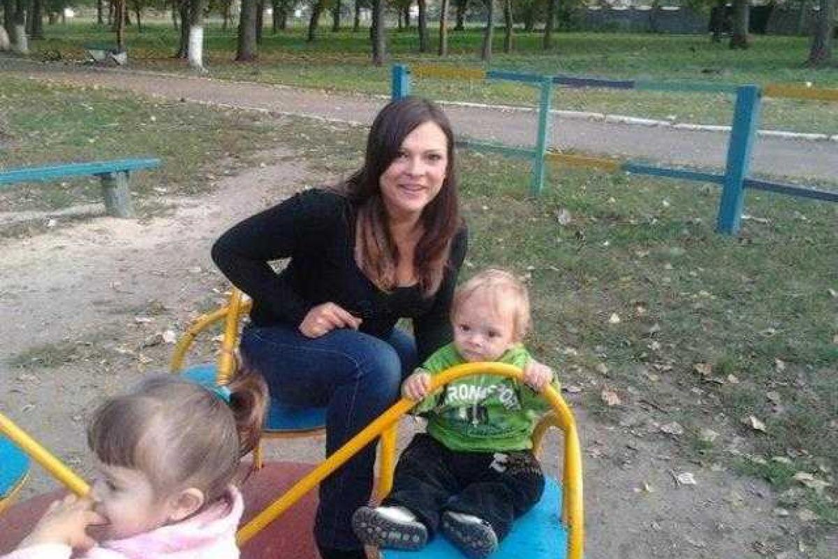 Знаменка попрощалась со связисткой ВСУ: 26-летнюю Катю хоронили в закрытом гробу