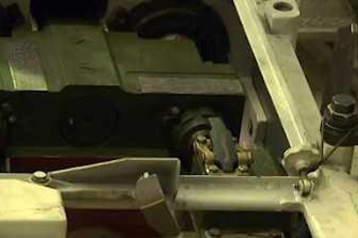 В Краматорске обнаружены следы русского "терминатора" В Краматорске обнаружены следы русского "терминатора"