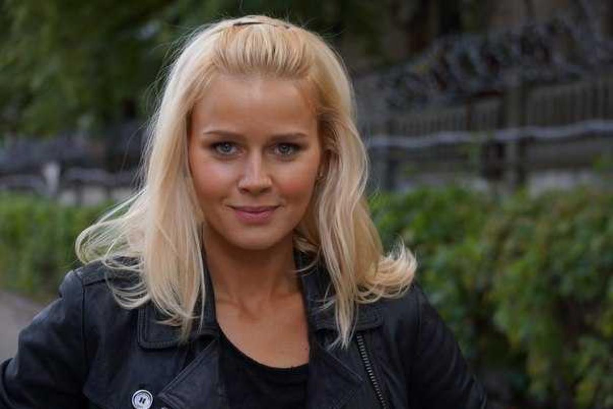 Война в Украине разбила семью звезды сериала «Кухня» Война в Украине разбила семью звезды сериала «Кухня»