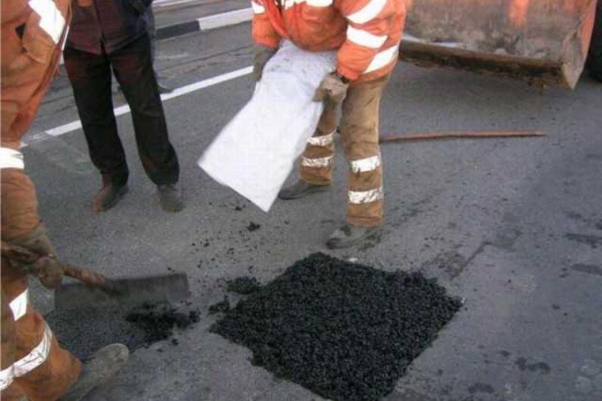 Выделенных средств на дороги не хватает даже на ямочный ремонт, - Пивоварский Выделенных средств на дороги не хватает даже на ямочный ремонт, - Пивоварский