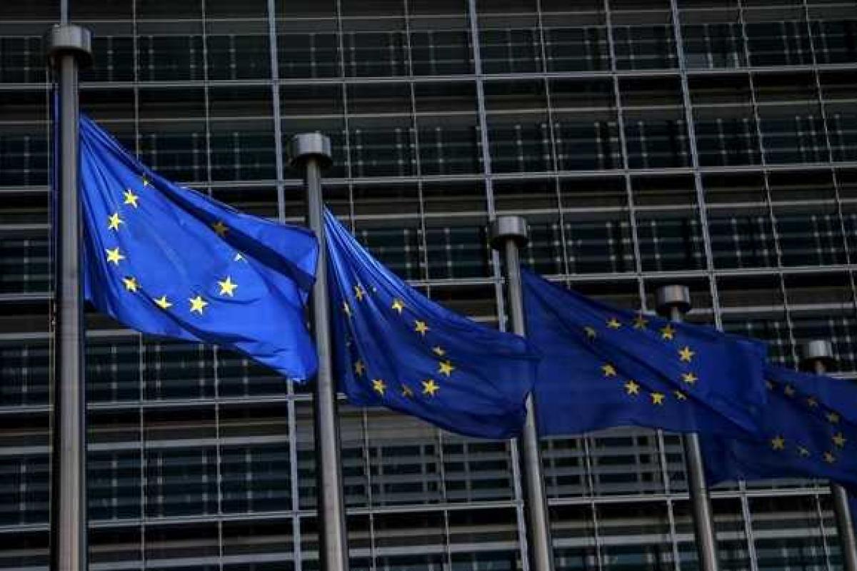 В Еврокомиссии заявили о поддержке Украины в урегулировании вопросов по госдолгу