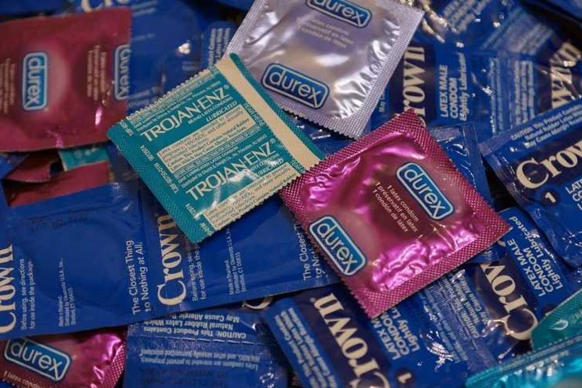 В России любителей секса хотят оставить без иностранных презервативов В России любителей секса хотят оставить без иностранных презервативов