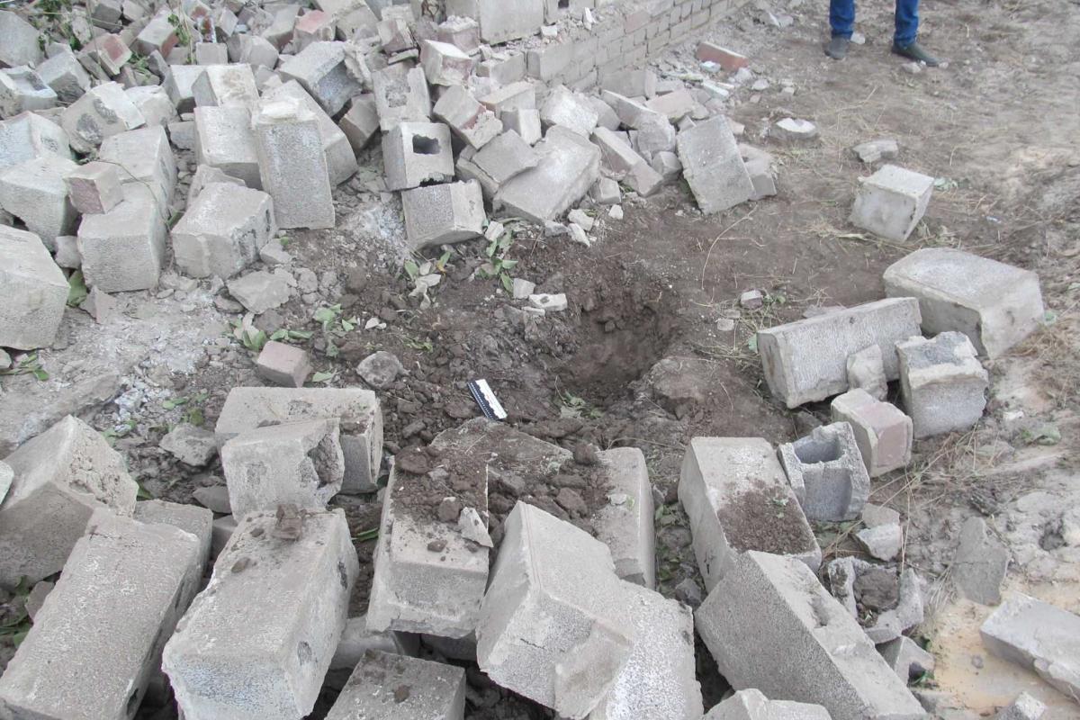 Снаряды боевиков упали в н.п. Сопино, уточняется информация о погибших и раненых