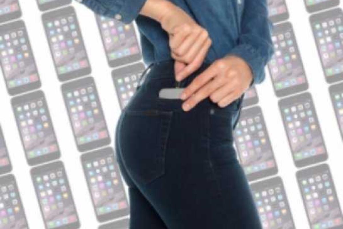 Американцы выпустили джинсы со встроенным зарядным устройством для iPhone