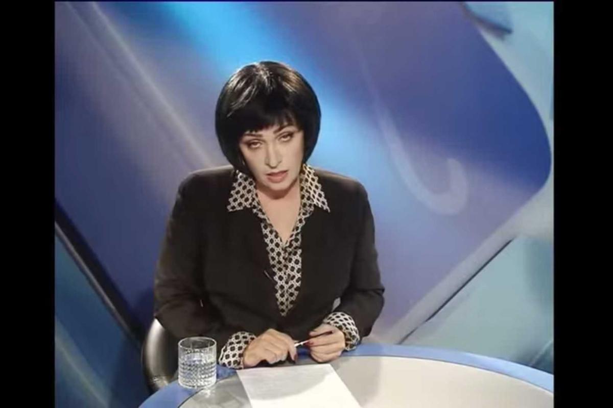 Российская ведущая потроллила всё правительство России Российская ведущая потроллила всё правительство России