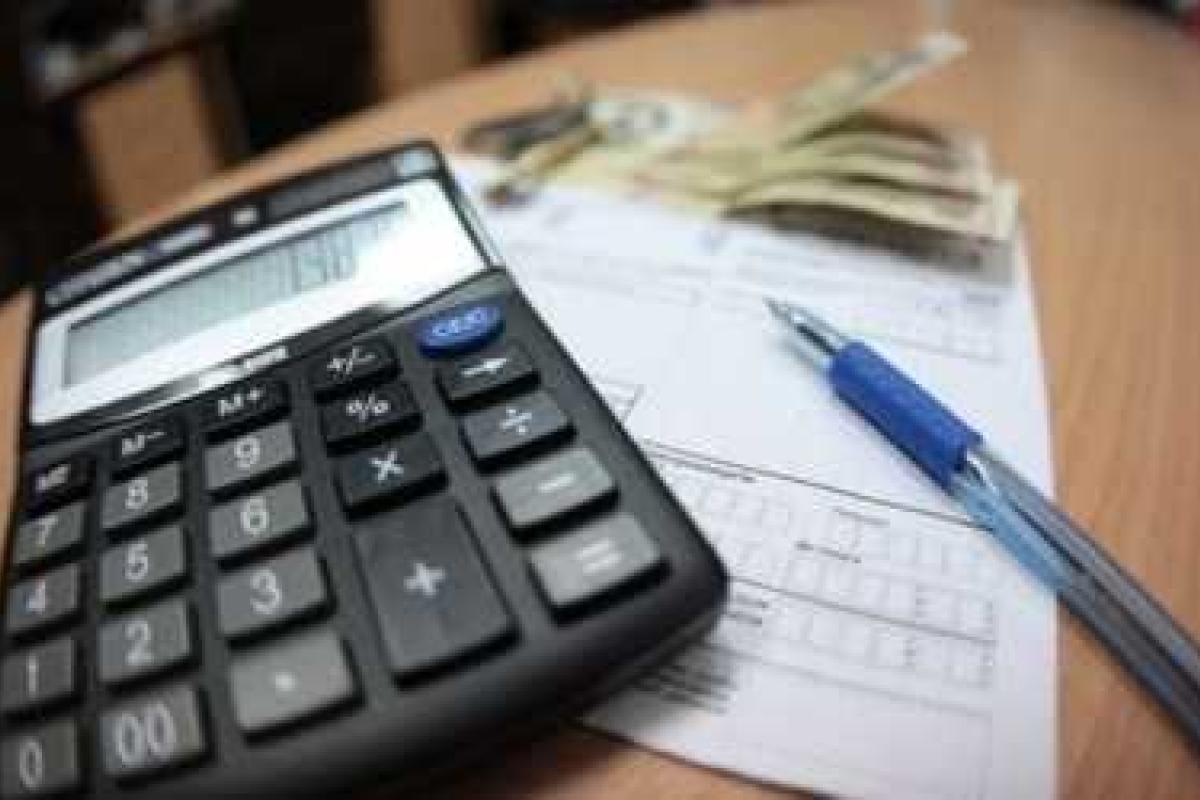 Яценюк рассказал сколько семей в 2015 году должны получить субсидию