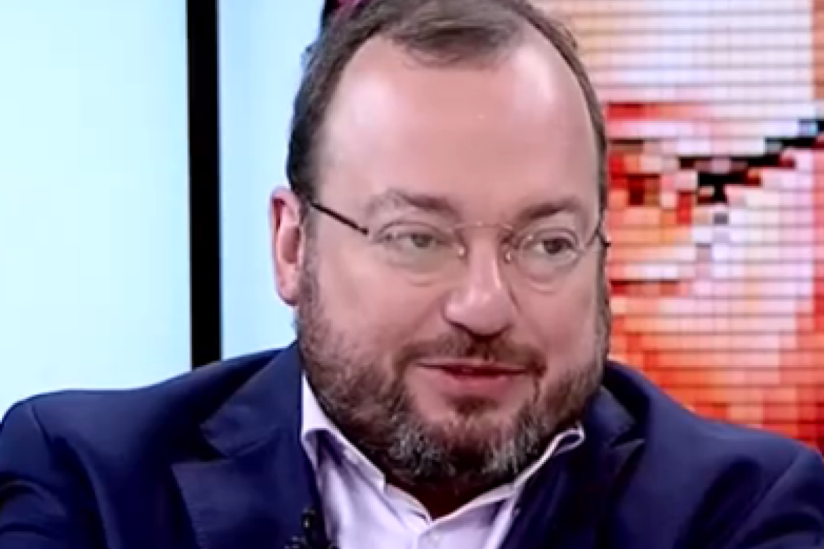 Белковский о погружении Путина на дно: Думаю, все эти артефакты были украдены из крымских музеев Белковский о погружении Путина на дно: Думаю, все эти артефакты были украдены из крымских музеев