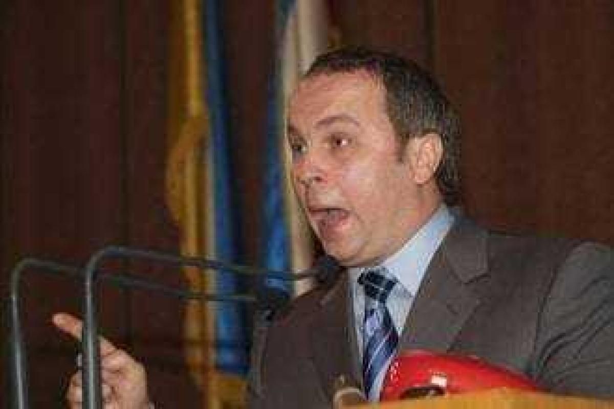 У Шуфрича отобрали остров на Днепре