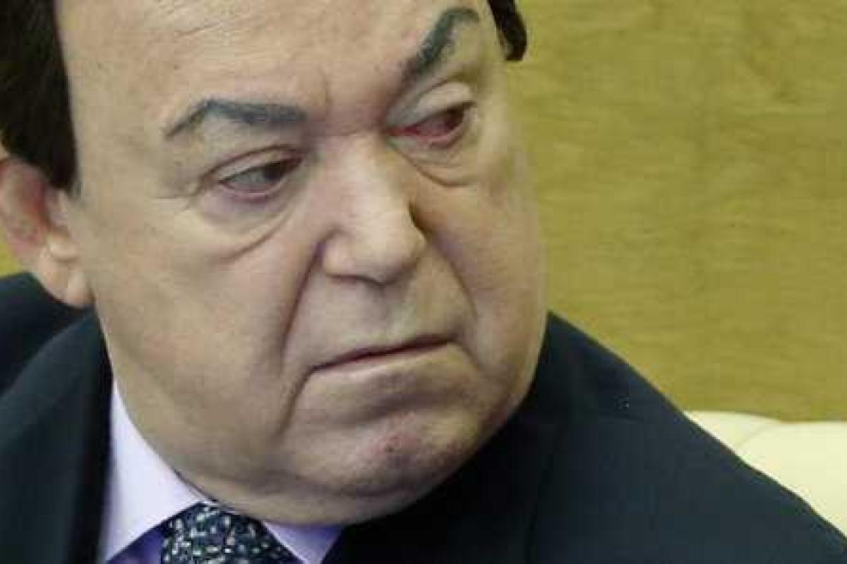 Путин в обход санкций помог Кобзону "достать" медицинскую визу