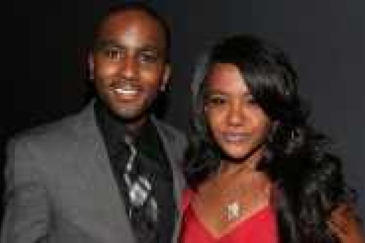 Попечительница назвала подозреваемого в убийстве дочери легендарной Уитни Хьюстон Попечительница назвала подозреваемого в убийстве дочери легендарной Уитни Хьюстон