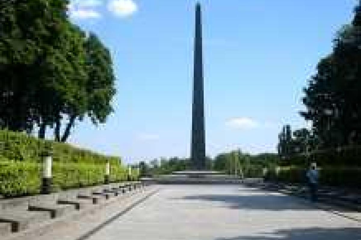 В Киеве отменили церемонию перезахоронения защитников Украины В Киеве отменили церемонию перезахоронения защитников Украины